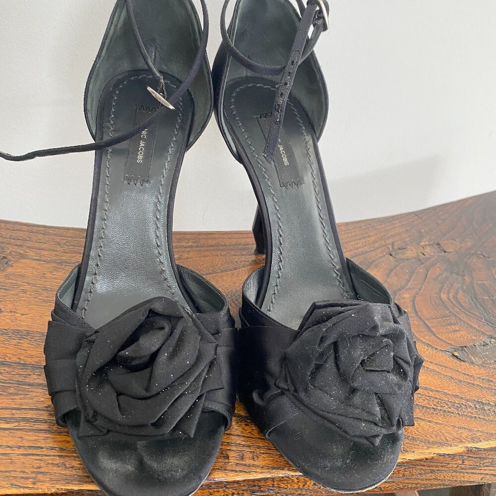Marc Jacobs Black Peep-Toe Heels With Satin Rose Sz 37
